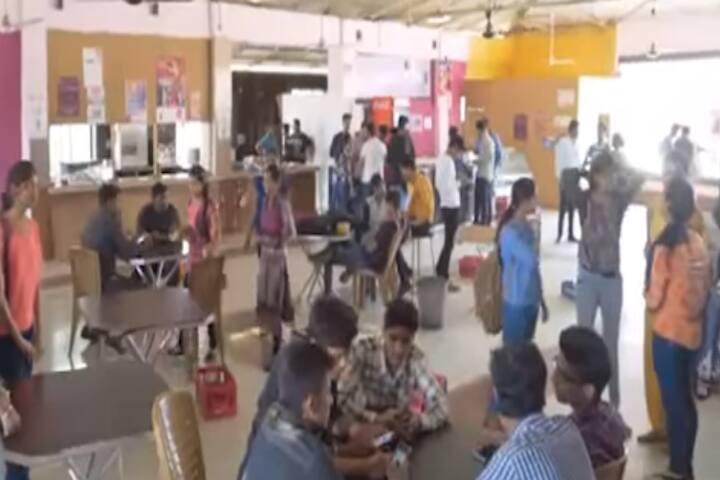 cafeteria